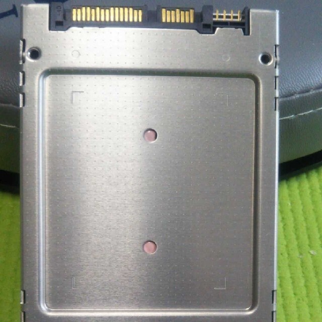 東芝(トウシバ)のSSD128 スマホ/家電/カメラのPC/タブレット(PCパーツ)の商品写真