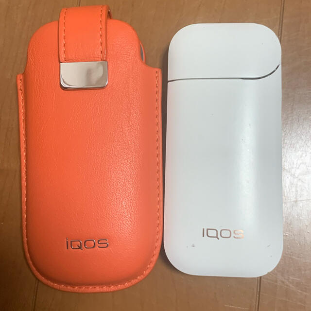 IQOS(アイコス)のiQOS 2.4 plus  カバー(ケース)掃除セット メンズのファッション小物(タバコグッズ)の商品写真