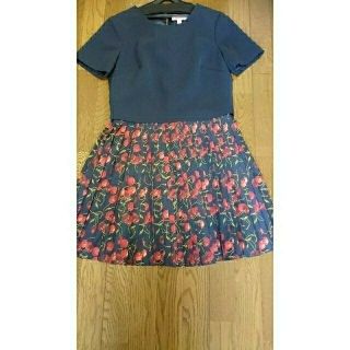 テッドベイカー(TED BAKER)の[夕華のお店様]専用 テッドベーカー  プリーツさくらんぼ柄  サイズ２(ミニワンピース)