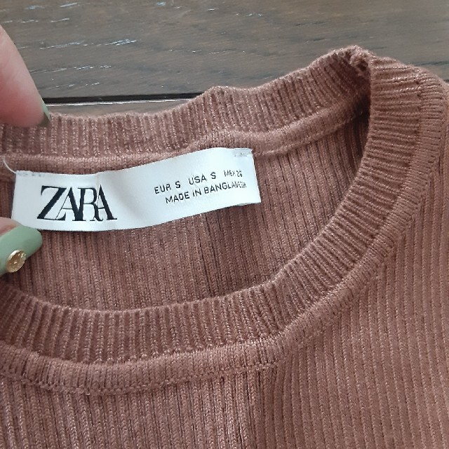 ZARA(ザラ)のZARA ザラ クロップ リブニットトップス ブラウン S レディースのトップス(ニット/セーター)の商品写真