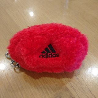 アディダス(adidas)のアディダス ゴルフボール入れ レッド ピンク ボア ファー(その他)