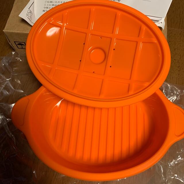 LE CREUSET(ルクルーゼ)のル・クルーゼ　シリコンスチーマー　サントリーボス インテリア/住まい/日用品のキッチン/食器(調理道具/製菓道具)の商品写真