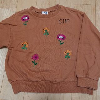 ブリーズ(BREEZE)のみーママさま専用 お花刺繍トレーナー 130(Tシャツ/カットソー)