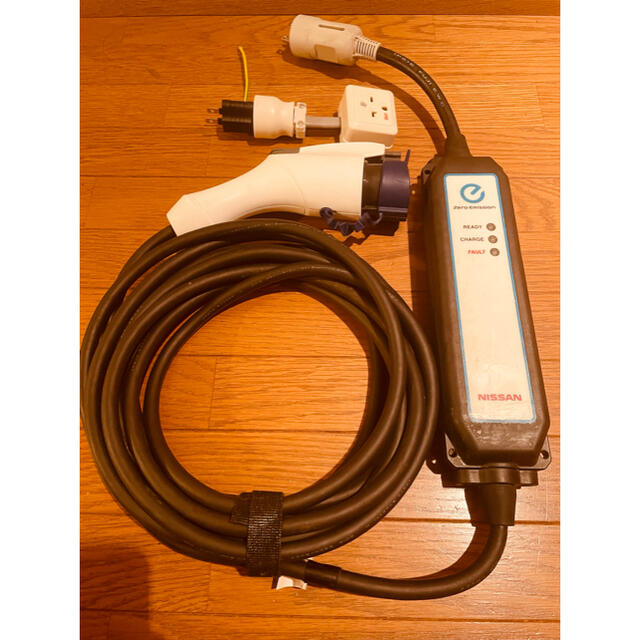 日産リーフ充電ケーブル7.5m 100V用コンセント付き 305 | www 日産リーフ充電ケーブル7.5m 100V用コンセント付き 305 | www