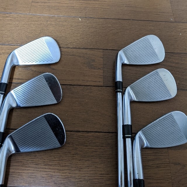 Callaway(キャロウェイ)の名器希　レガシーブラックアイアン　5番～PW 　プラス　ドライバーなし スポーツ/アウトドアのゴルフ(クラブ)の商品写真