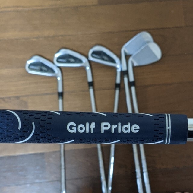 Callaway(キャロウェイ)の名器希　レガシーブラックアイアン　5番～PW 　プラス　ドライバーなし スポーツ/アウトドアのゴルフ(クラブ)の商品写真