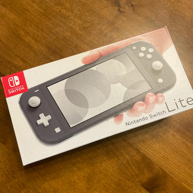 2024年最新入荷 Nintendo Switch Lite スイッチライトグレー 携帯用