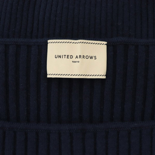 UNITED ARROWS(ユナイテッドアローズ)のユナイテッドアローズ ウール混 リブニット カットソー 長袖 スクエアネック 紺 レディースのトップス(ニット/セーター)の商品写真