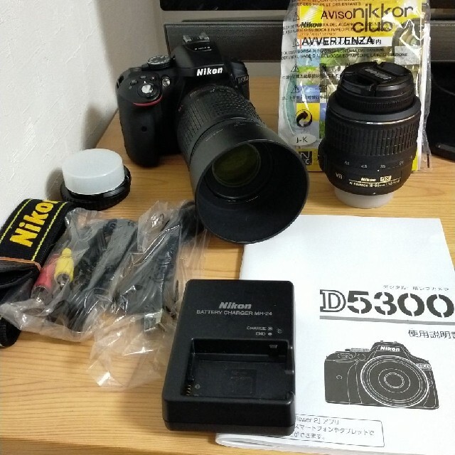 スマホ/家電/カメラニコン D5300 ダブルズームセット