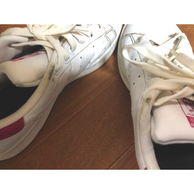 adidas(アディダス)のadidas スタンスミス  ピンク スニーカー レディースの靴/シューズ(スニーカー)の商品写真