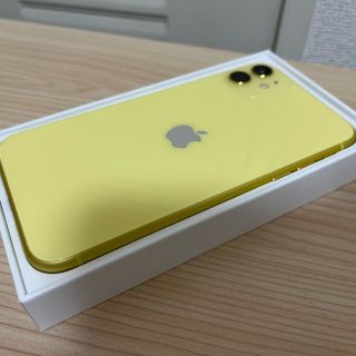 アップル(Apple)のiPhone11 128GB イエロー　SIMフリー美品　バッテリー97%(スマートフォン本体)