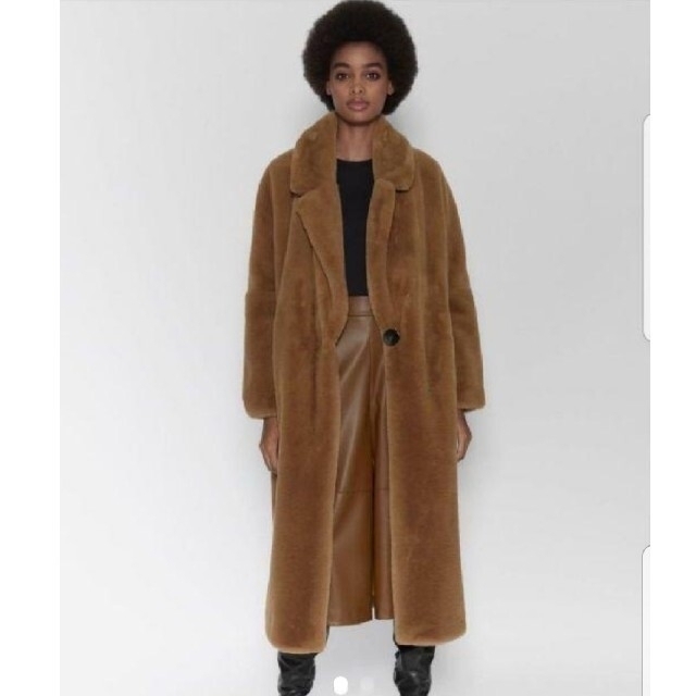 ZARA ファーコート 完売商品