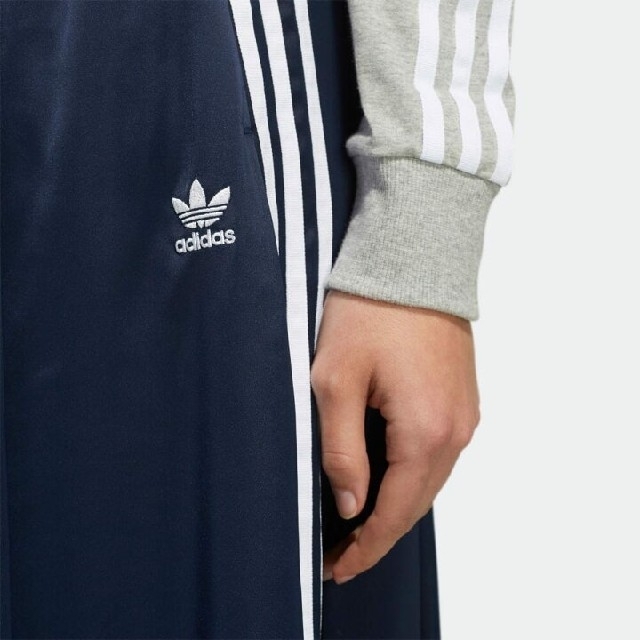 adidas(アディダス)の新品 アディダス adidas サテンスカート マストハブ ロング M サイズ レディースのスカート(ロングスカート)の商品写真