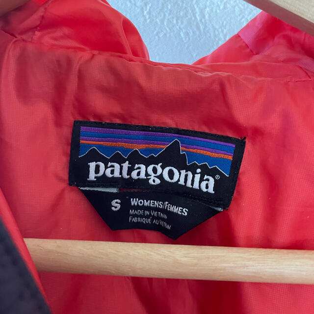 patagonia(パタゴニア)のpatagonia パタゴニア　ダウンジャケット レディースのジャケット/アウター(ダウンジャケット)の商品写真