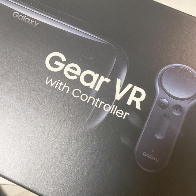 SAMSUNG(サムスン)のGEAR VR with controller スマホ/家電/カメラのスマホ/家電/カメラ その他(その他)の商品写真