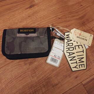 バートン(BURTON)のBURTONウォレット　財布　BURTONカモフラージュ柄(折り財布)