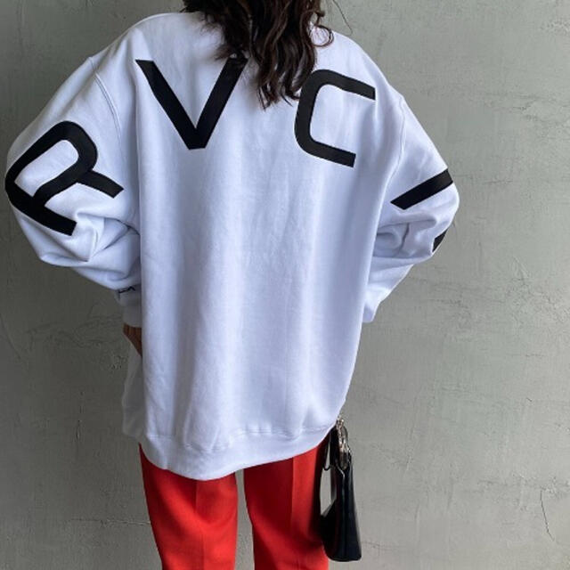 RVCA(ルーカ)の新品 RVCA ルーカ L ビッグ ロゴ クルーネック スウェット メンズのトップス(スウェット)の商品写真