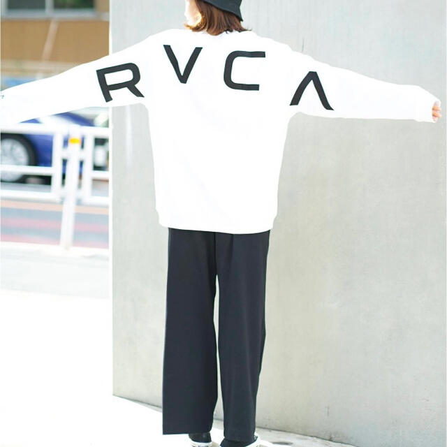 RVCA(ルーカ)の新品 RVCA ルーカ L ビッグ ロゴ クルーネック スウェット メンズのトップス(スウェット)の商品写真