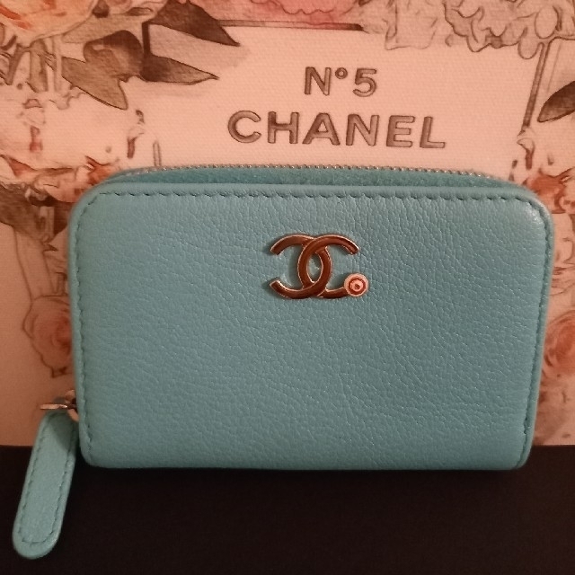 CHANEL(シャネル)の　シャネル2019 コインケース　銀座本店購入 レディースのファッション小物(コインケース)の商品写真