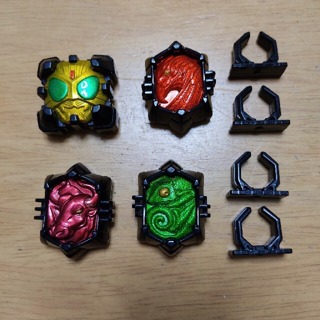 BANDAI(バンダイ)の仮面ライダーウィザード：ビーストリングセット エンタメ/ホビーのおもちゃ/ぬいぐるみ(キャラクターグッズ)の商品写真