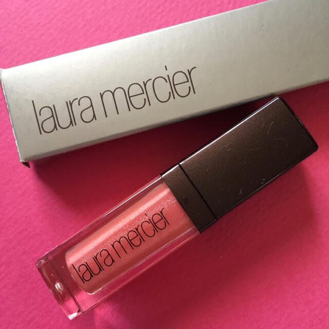 laura mercier(ローラメルシエ)の【新品】ローラメルシェ　リップグロス コスメ/美容のベースメイク/化粧品(リップグロス)の商品写真