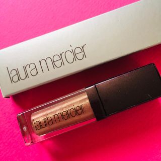 ローラメルシエ(laura mercier)の【新品】ローラメルシェ　リップグロス(リップグロス)