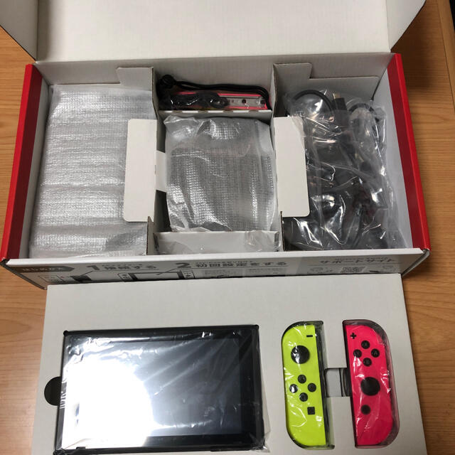 Nintendo Switch 本体　　ニンテンドースイッチ