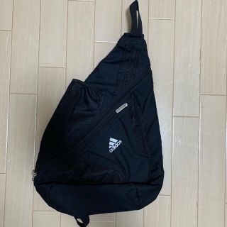 アディダス(adidas)のアディダス adidas ショルダーバッグ(ショルダーバッグ)