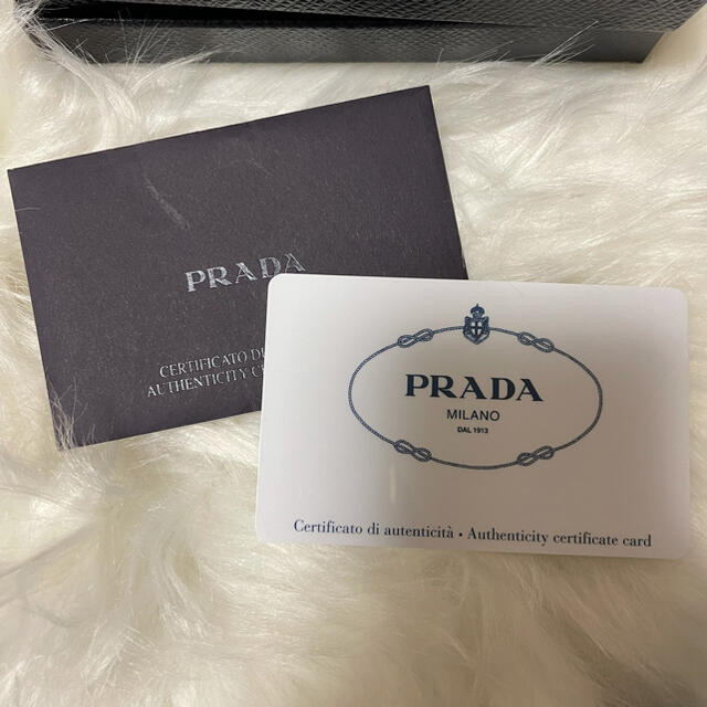 PRADA(プラダ)のPRADA サフィアーノ レディースのファッション小物(財布)の商品写真