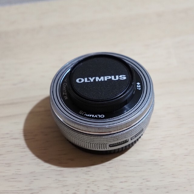 OLYMPUS E-PL7 14-42 EZ レンズキット WHITE ミラーレス一眼 OLYMPUS E-PL7 14-42 EZ レンズキット WHITE ミラーレス一眼