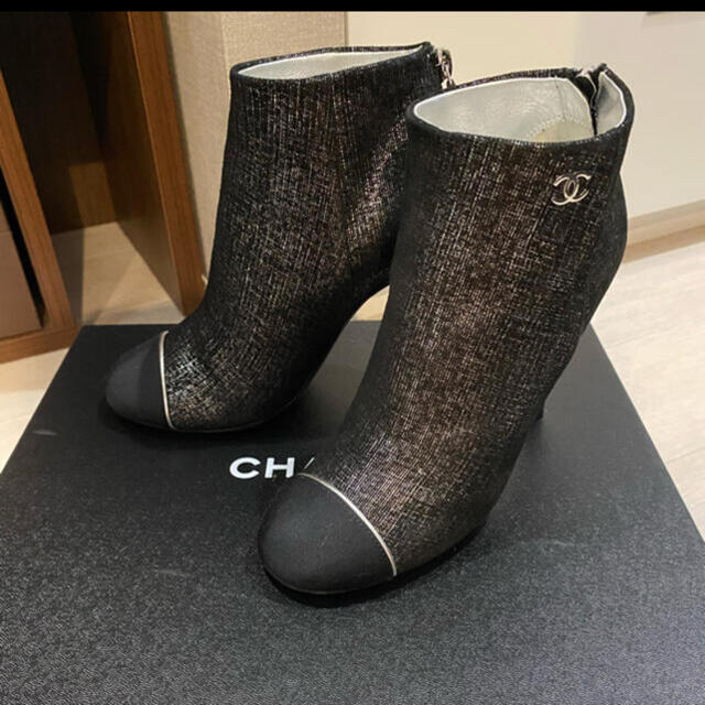 CHANEL ブーティ 正規品 22.5-23.0『お値下げ』 半額商品 36750円引き