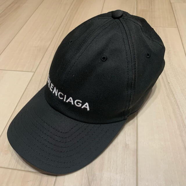 balenciaga cap