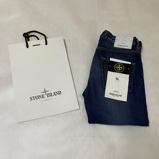 新品・未使用　正規品　STONE ISLAND ストーンアイランド　スリムデニム