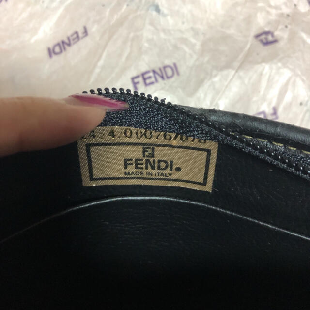 FENDI(フェンディ)のFENDI☆レトロ　セカンドバック メンズのバッグ(セカンドバッグ/クラッチバッグ)の商品写真