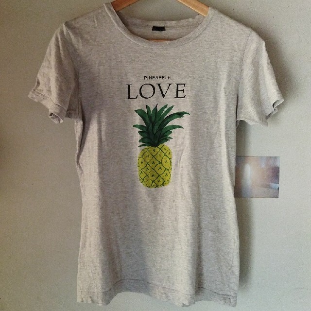 Bohemians(ボヘミアンズ)のボヘミアンズ LOVE Tshirt レディースのトップス(Tシャツ(半袖/袖なし))の商品写真