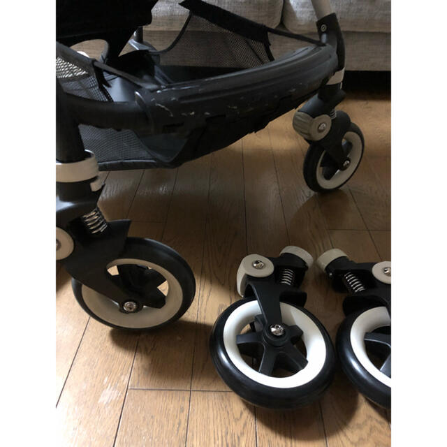 AIRBUGGY(エアバギー)のバガブー  ビー3 Bugaboo Bee3 新品前輪付 キッズ/ベビー/マタニティの外出/移動用品(ベビーカー/バギー)の商品写真