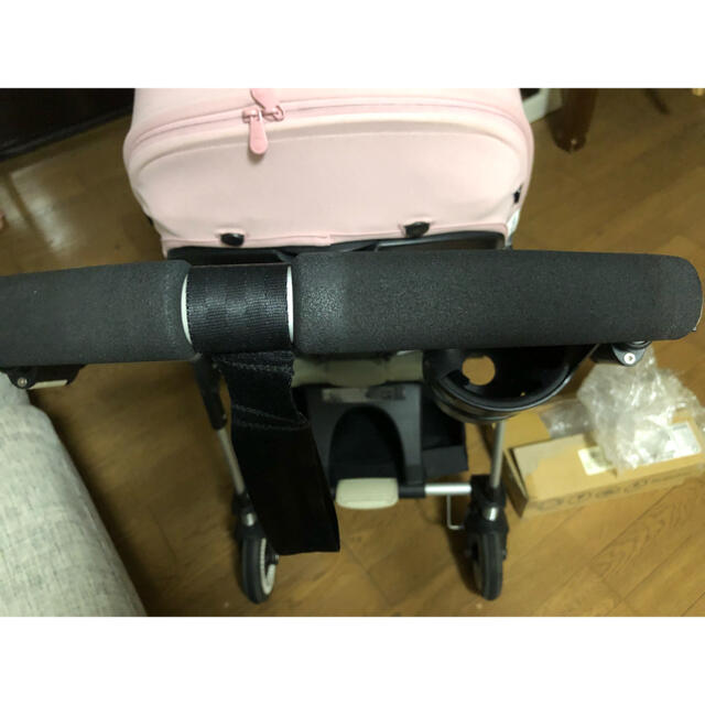 AIRBUGGY(エアバギー)のバガブー  ビー3 Bugaboo Bee3 新品前輪付 キッズ/ベビー/マタニティの外出/移動用品(ベビーカー/バギー)の商品写真