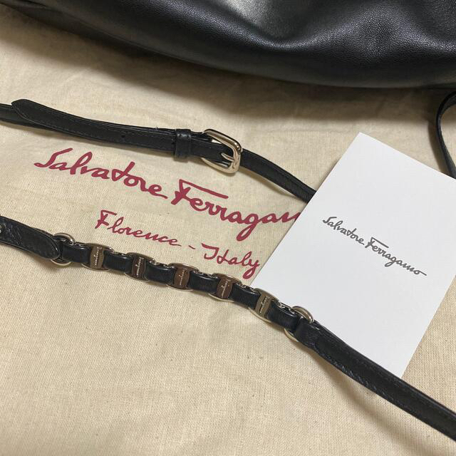 Ferragamo(フェラガモ)の2日間限定価格✨🌹フェラガモバッグ🌹✨ レディースのバッグ(ショルダーバッグ)の商品写真