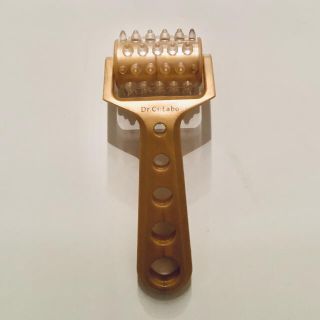 ドクターシーラボ(Dr.Ci Labo)のドクターシーラボ ヘッド用コロコロ マッサージ 金の頭皮 リフレッシュ ローラー(フェイスローラー/小物)