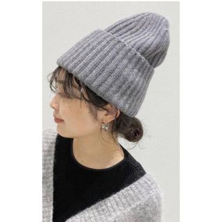 アパルトモンドゥーズィエムクラス(L'Appartement DEUXIEME CLASSE)の未使用 KNIT CAP グレー(ニット帽/ビーニー)