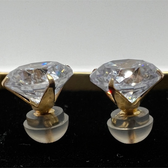 K18 モアサナイト　ダイヤモンド　ピアス　4ct レディースのアクセサリー(ピアス)の商品写真
