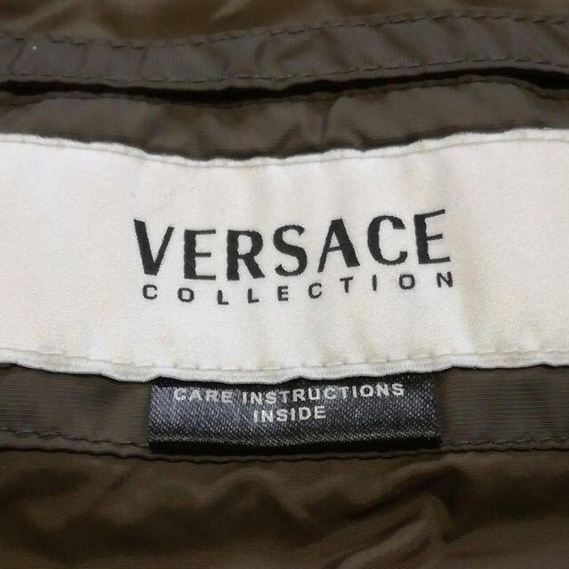 Gianni Versace(ジャンニヴェルサーチ)の6 A 美品　ヴェルサーチ　ダウンジャケット　ミリタリー色 メンズのジャケット/アウター(ダウンジャケット)の商品写真