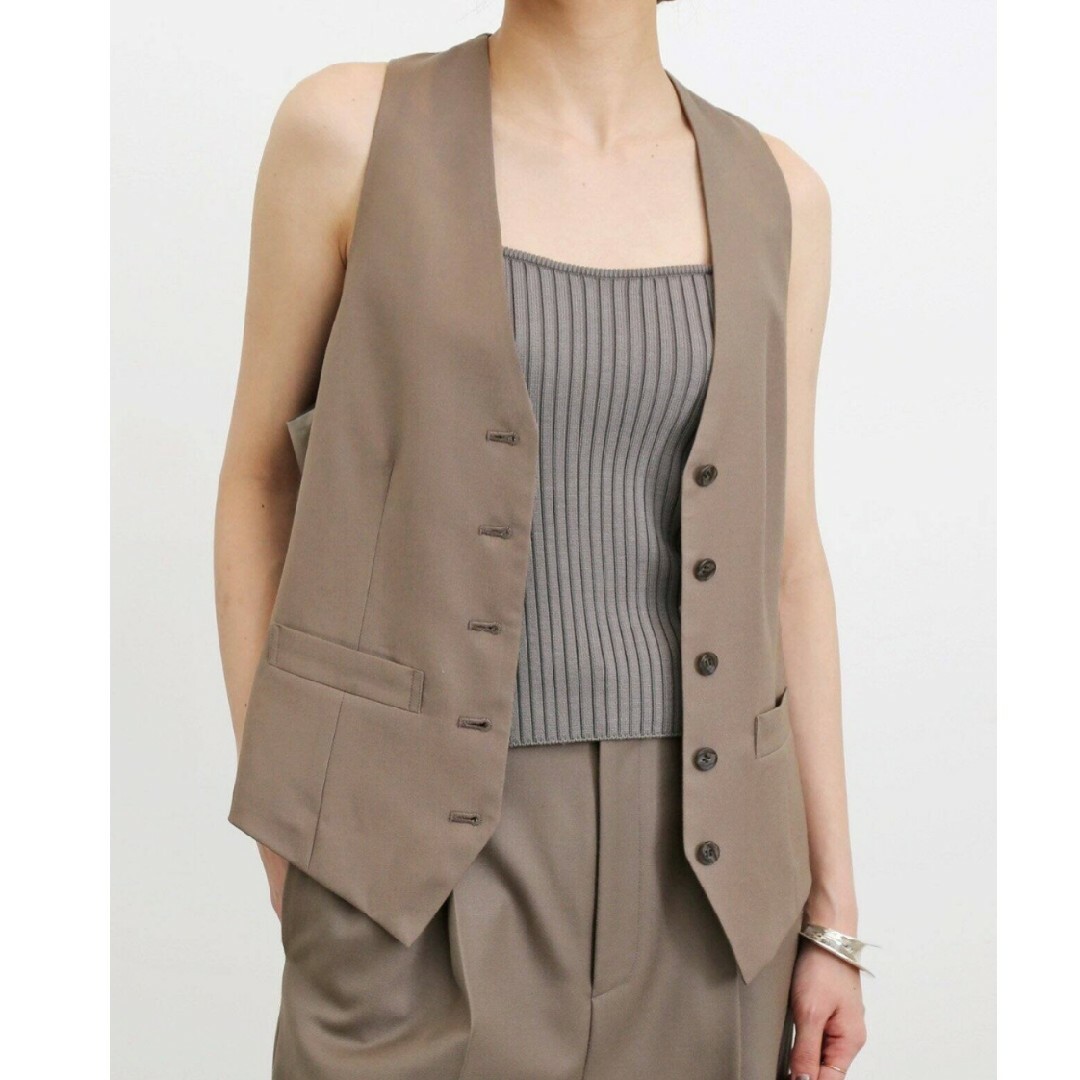 L'Appartement DEUXIEME CLASSE(アパルトモンドゥーズィエムクラス)のL'Appartement Worsted Wool Vest レディースのトップス(ベスト/ジレ)の商品写真