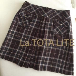 ラトータリテ(La TOTALITE)のLa TOTA LITE    チェック　スカート　40  茶系(ひざ丈スカート)