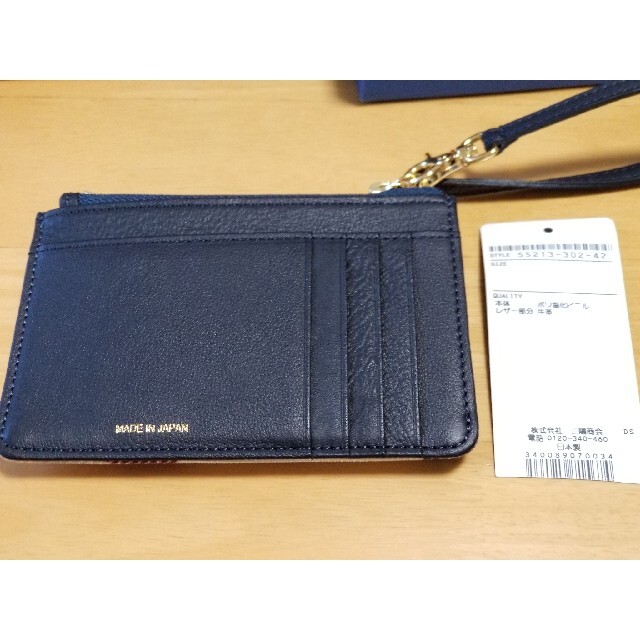 BURBERRY BLUE LABEL(バーバリーブルーレーベル)の新品クレストブリッジチェックPVCマルチケース レディースのファッション小物(パスケース/IDカードホルダー)の商品写真