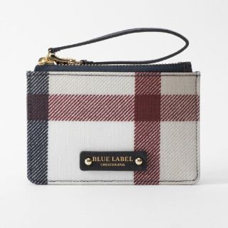 バーバリーブルーレーベル(BURBERRY BLUE LABEL)の新品クレストブリッジチェックPVCマルチケース(パスケース/IDカードホルダー)