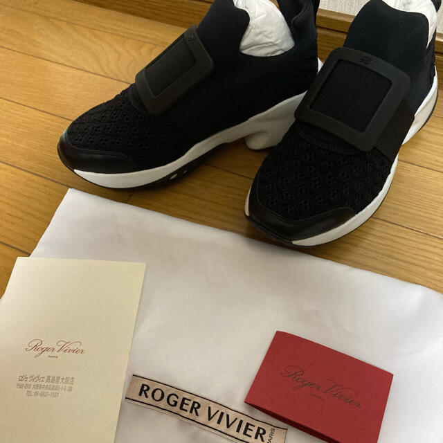 Roger Vivier フラワーストラス　スリッポン　ヴィヴラン