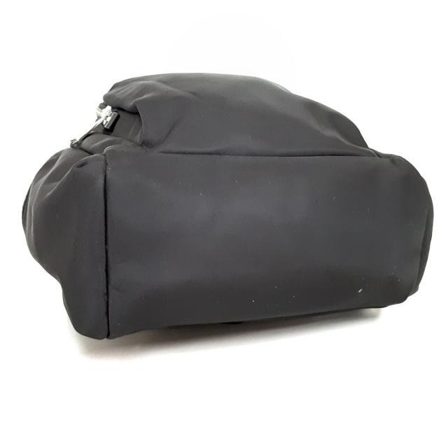 Calvin Klein(カルバンクライン)のカルバンクライン リュックサック - 黒 レディースのバッグ(リュック/バックパック)の商品写真