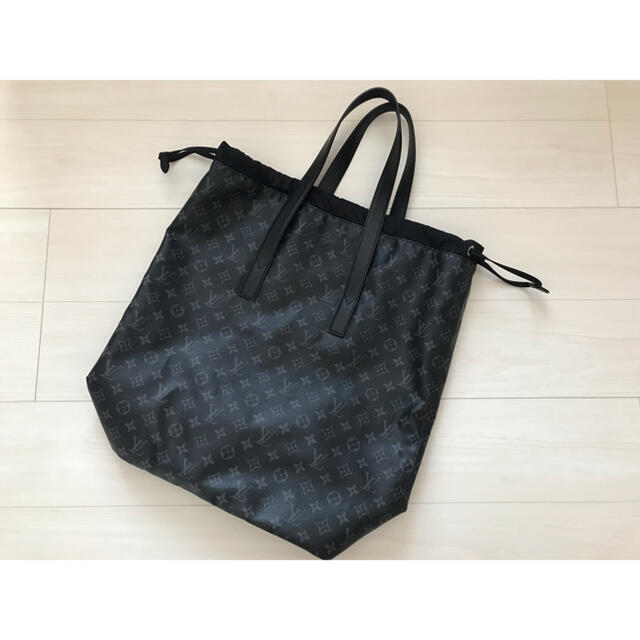 LOUIS VUITTON(ルイヴィトン)のルイヴィトン  M44228 モノグラムエクリプス　カバライトトートバッグ美品 メンズのバッグ(トートバッグ)の商品写真