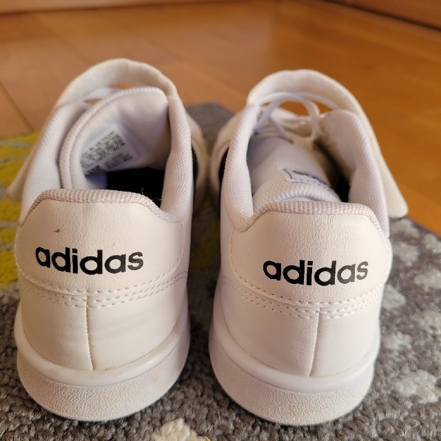 adidas(アディダス)の⭐専用⭐ キッズ/ベビー/マタニティのキッズ靴/シューズ(15cm~)(スニーカー)の商品写真